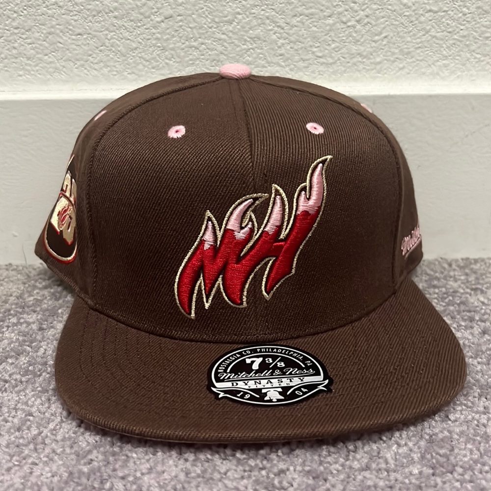 Miami Heat Mitchell & Ness x Lids 25 Years Hardwood Classics Brown Sugar Bacon